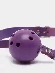 Фиолетовый кляп в рот с шариком для БДСМ
