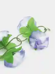 Искусственная лиана на цепочке, с цветами