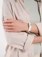 Кремовый женские кварцевые часы