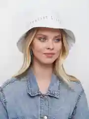 Белый панама женская