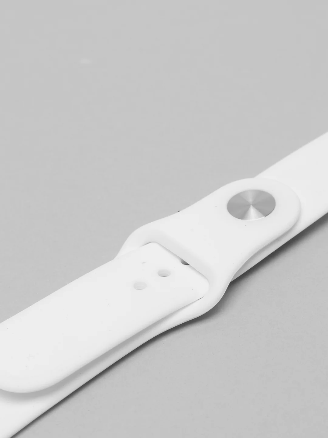 Белый силиконовый ремешок для Apple Watch на 38/40мм и 42/44 мм