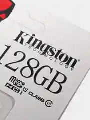 Карта памяти Kingston Micro SD с адаптером