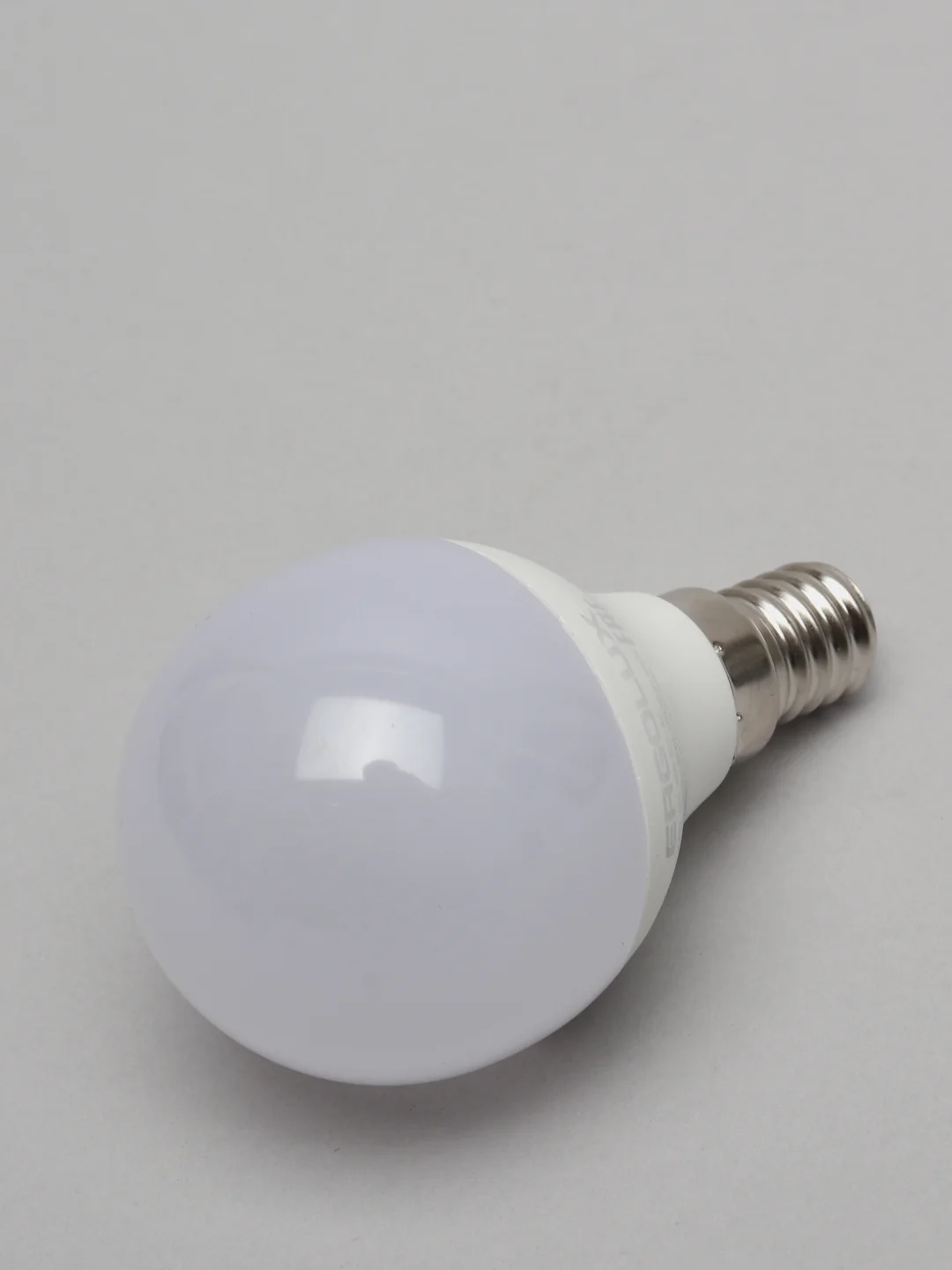 Лампа светодиодная Ergolux Е14, 9 Вт, "Шар" LED-G45-9W-E14
