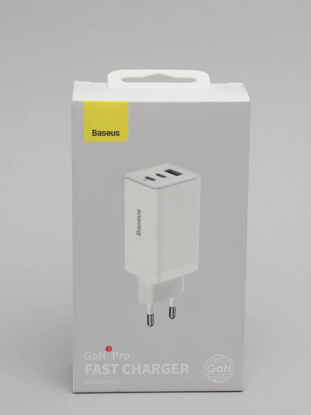 Белый зарядное устройство Baseus GaN3 Pro Fast Charger 2C, U 65W EU, кабель 100W, CCGP050102