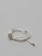 Автомобильное зарядное устройство (АЗУ) Naisu  (Lightning, Type-C, Micro), белый. Кабель в комплекте.