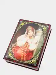 Багровый шкатулка