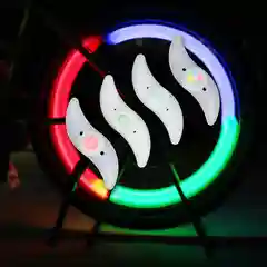 Белый фонарь на спицы для велосипеда