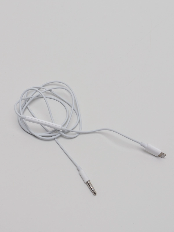 AUX-кабель Lightning / Jack для Apple iPhone, 3.5 мм