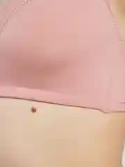 Розовый бюстгальтер без косточек