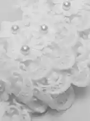 Белый кружево с жемчугом, 1 м
