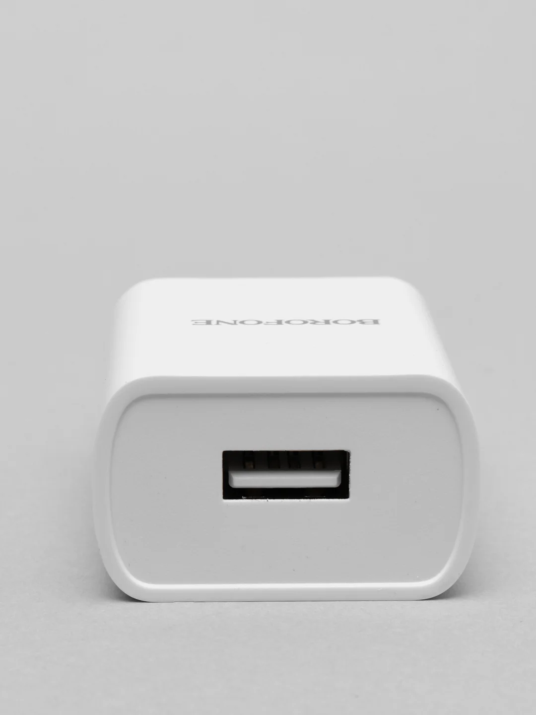 Белый зарядное сетевое устройство 2.1 А с кабелем micro-USB 1 м Borofone BA20A, зарядка на андроид