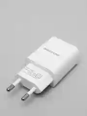 Белый зарядное сетевое устройство 2.1 А с кабелем micro-USB 1 м Borofone BA20A, зарядка на андроид