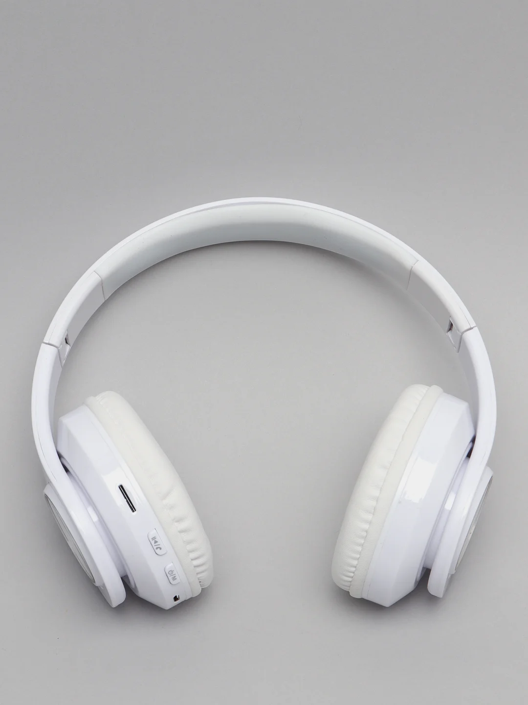 Белый беспроводные Bluetooth-наушники B39
