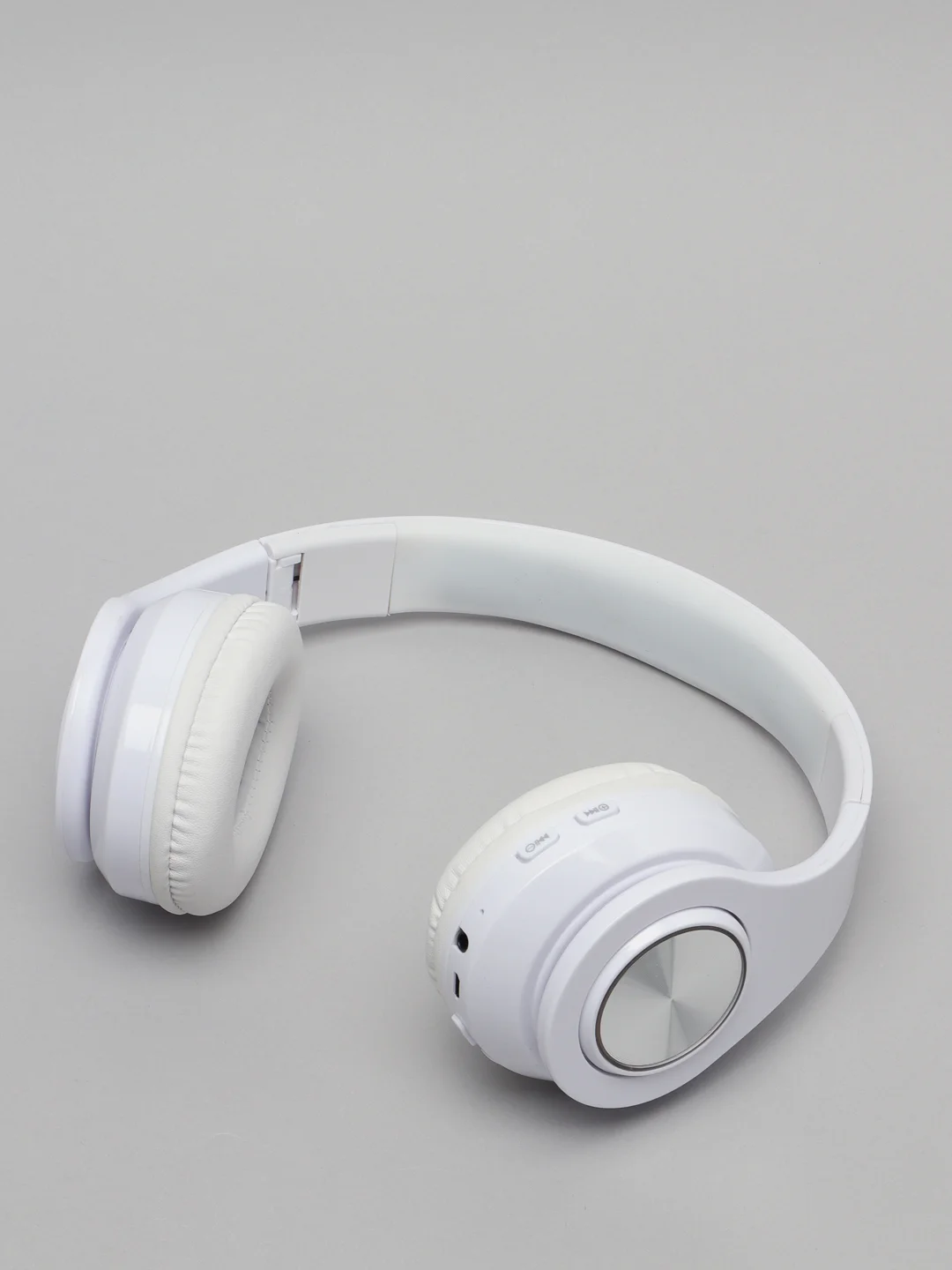 Белый беспроводные Bluetooth-наушники B39