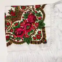 Кремовый платок женский, в русском стиле, с бахрамой, с цветами