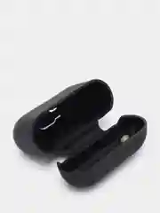 Черный силиконовый чехол для наушников AirPods Pro