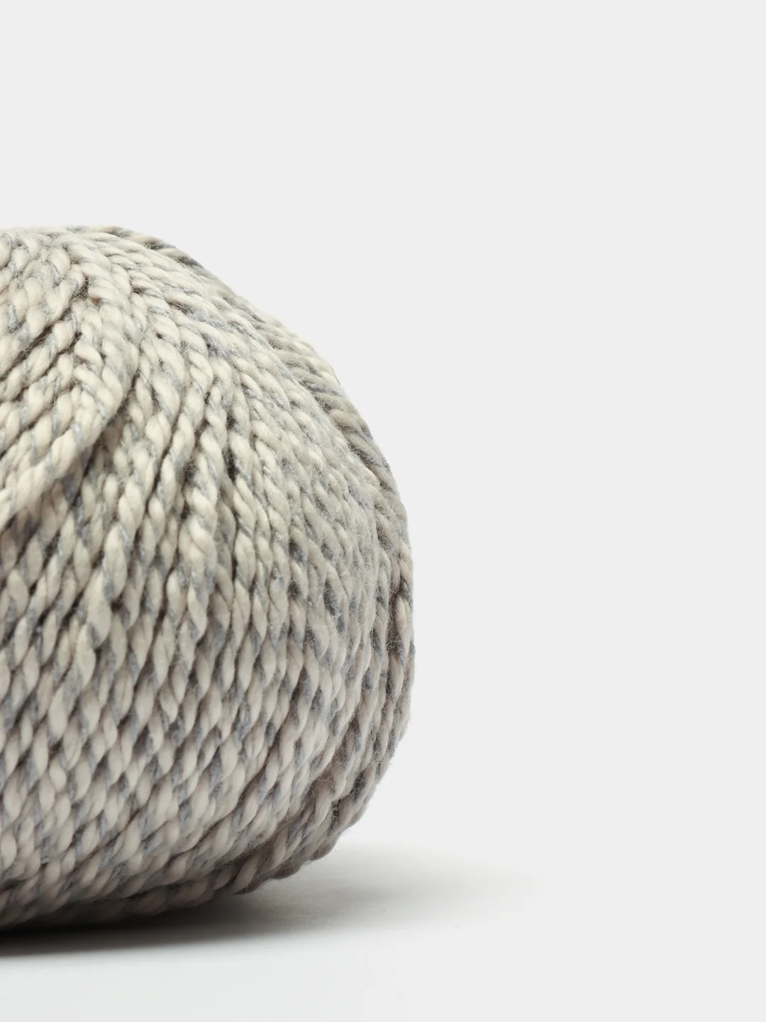 Серый меланж пряжа Fibra Natura Papyrus 78% Хлопок  22% Шелк 50г 120м 1 шт