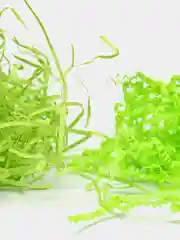 Зеленый наполнитель бумажный для коробок, стружка "Цветная бумага"