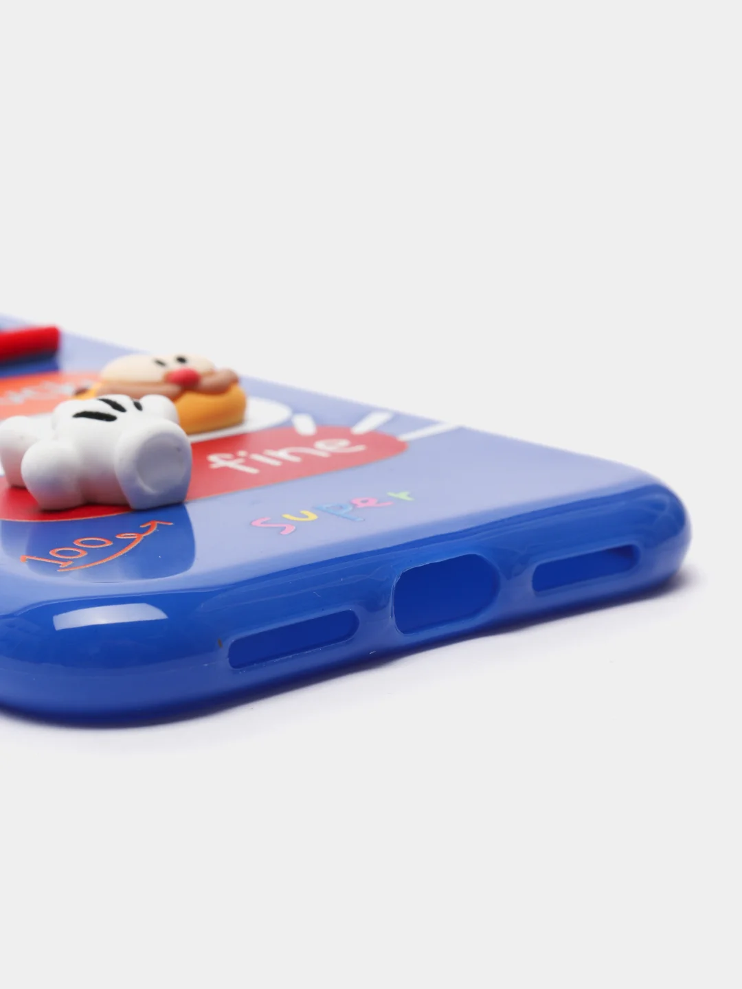 Синий чехол на iPhone