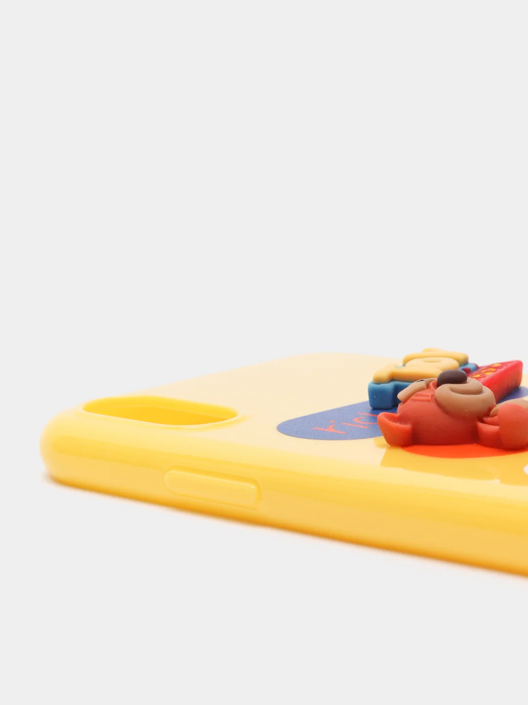 Желтый чехол на iPhone