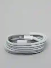 Белый кабель для зарядки устройств Apple iPhone iPad Lightning, 1 м