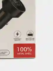 Черный автомобильное зарядное устройство с двумя USB выходамии с индикацией напряжения  12V-24V
