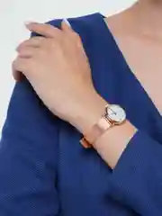 Часы женские на металлическом ремешке, розовое золото