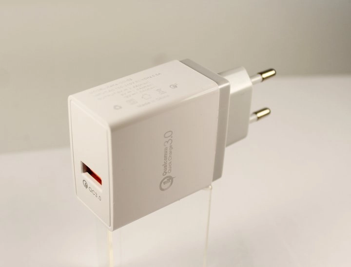 Сетевое зарядное устройство QC-02 Quick Charge, 1USB-3A