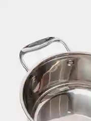 Кастрюля с крышкой