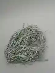 Серый наполнитель бумажный гофрированный, 15 цветов