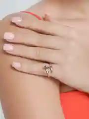 Розовый женское кольцо с лисой