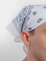 Белый бандана