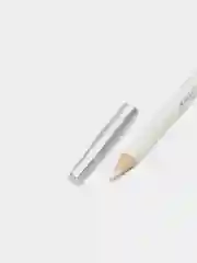 Карандаш для макияжа белый