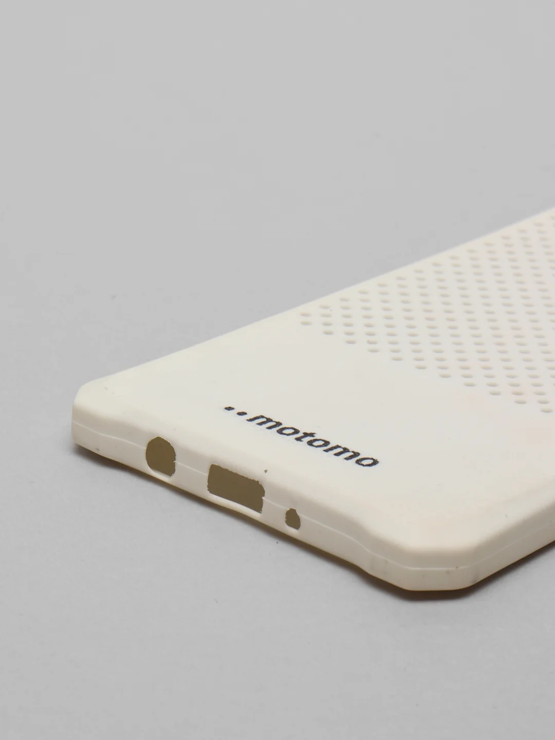 Белый силиконовый усиленный перфорация чехол Samsung J5 16