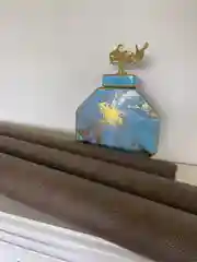 Обои флизелиновые, кожа