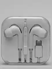 Наушники проводные EarPods PRO Bluetooth Lightning для iPhone 7,8,X,11,12,13. с микрофоном