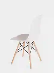 Белый стул дизайнерский Eames