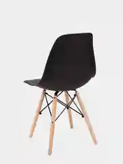 Черный стул дизайнерский Eames