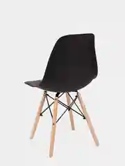 Черный стул дизайнерский Eames