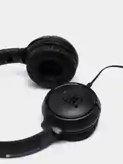 Черный наушники накладные JBL Tune 500