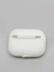Белый силиконовый чехол для наушников AirPods Pro