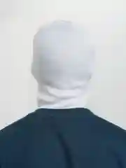 Белый балаклава вязанная