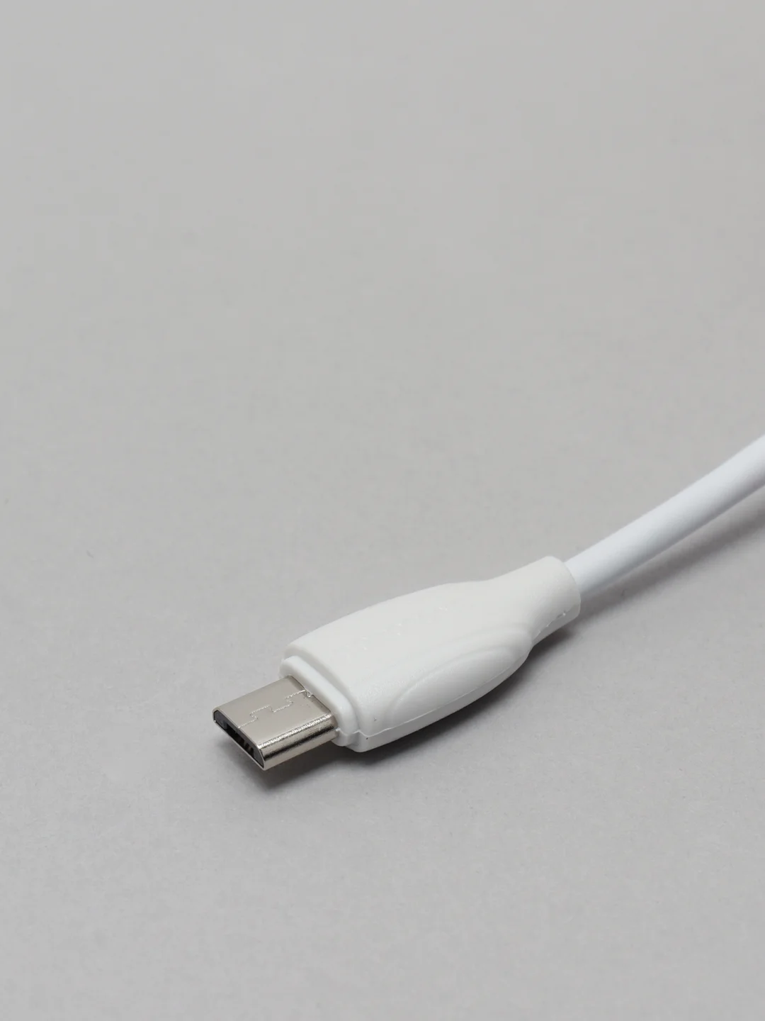 Белый кабель для зарядки и передачи данных Borofone BX19 Micro-USB для android