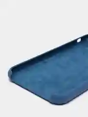 Синий чехол силиконовый на iPhone XR (айфон)