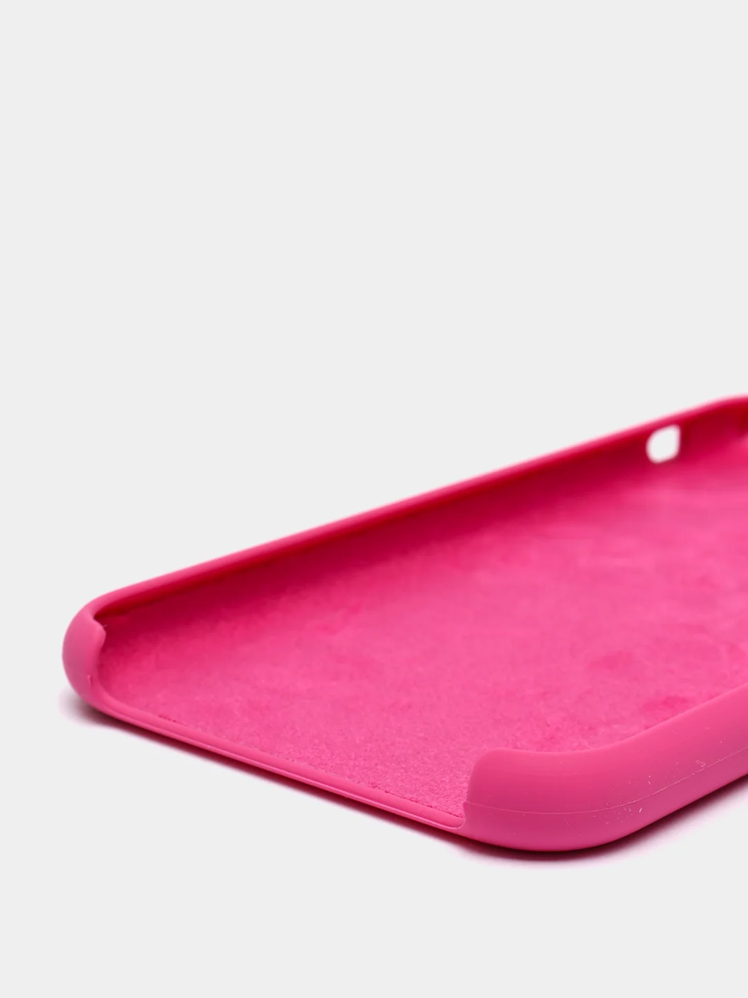 Фуксия чехол силиконовый на iPhone XR (айфон)