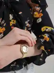Белый женские наручные кварцевые часы