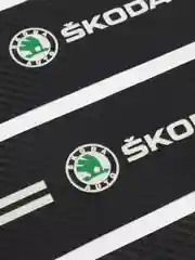 Светло-бежевый комплект защитных накладок на пороги в автомобиль, 4 штуки