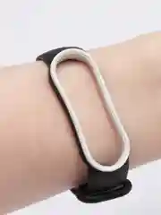 Черный силиконовый ремешок для Xiaomi Mi Band 5 и Mi Band 6, спортивный
