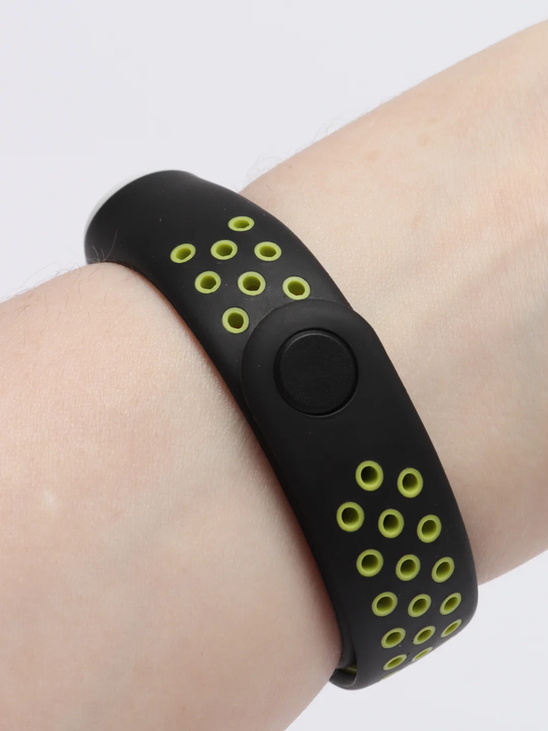 Салатовый силиконовый ремешок для Xiaomi Mi Band 3, 4