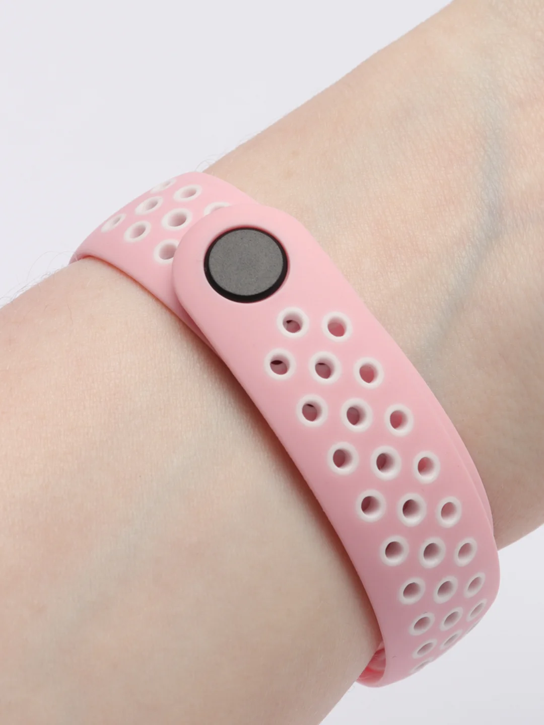 Розовый силиконовый ремешок для Xiaomi Mi Band 5 и Mi Band 6, спортивный